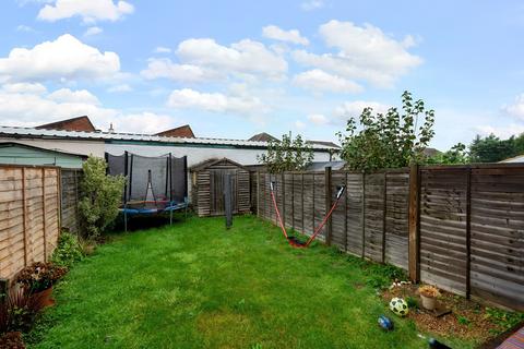 107 Gander Green Lane, Sutton, SM1 2EU