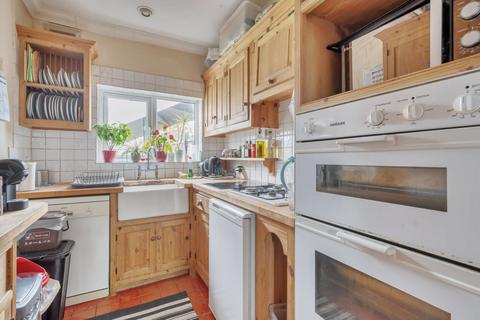 107 Gander Green Lane, Sutton, SM1 2EU