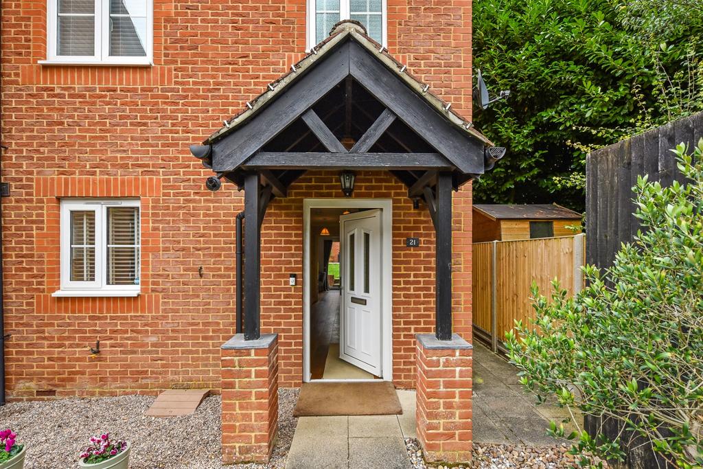 Compton, Winchester 4 bed semidetached house for sale £485,000