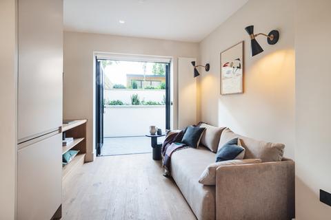 1 bedroom flat to rent,  Philbeach Gardens, London SW5