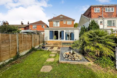 3 bedroom detached house for sale, Lower Northam Road, Hedge End, SO30 4FQ