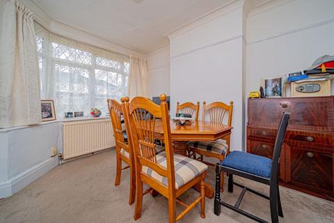 3 bedroom end of terrace house for sale, Warwick Crescent, Melksham SN12