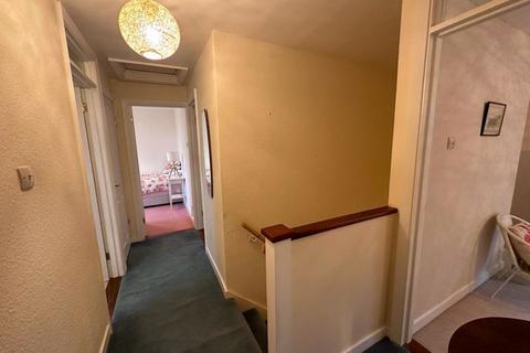 6 Midway Drive, Truro, TR1 1NG