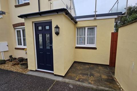 1 bedroom apartment to rent, Buckland Close, Bideford