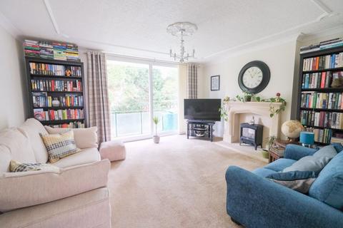 2 bedroom apartment for sale - Eastmoor Close, Foley Road East, Streetly, Sutton Coldfield, B74 3JS