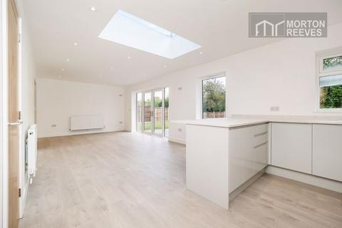 4 bedroom bungalow for sale, Ladys Row, Norwich