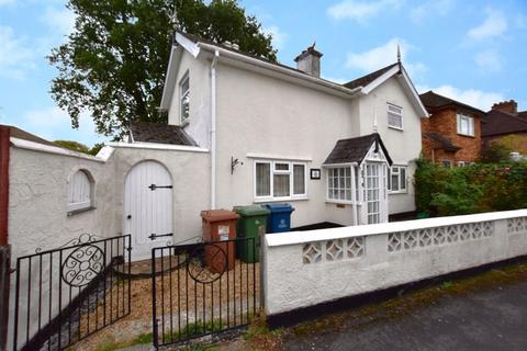 3 bedroom detached house for sale, Boxtree Lane, Harrow