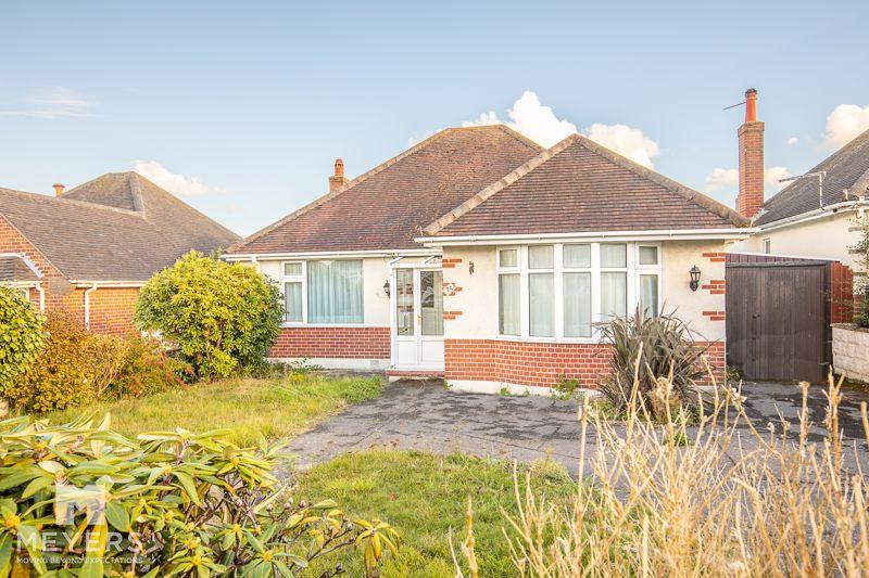Petersfield Road, Bournemouth, BH7 2 bed bungalow for sale £450,000