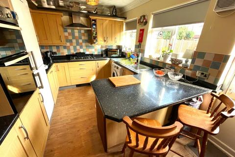9 Crowlands Avenue, Romford, RM7 9JA