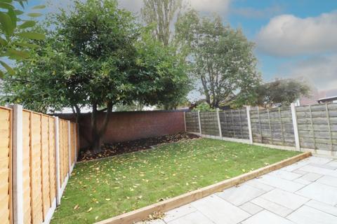 36 Crowhill Road, Ashton-under-lyne, OL7 9HD