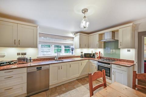 4 bedroom detached house for sale, The Street, Bethersden, Ashford, Kent, TN26