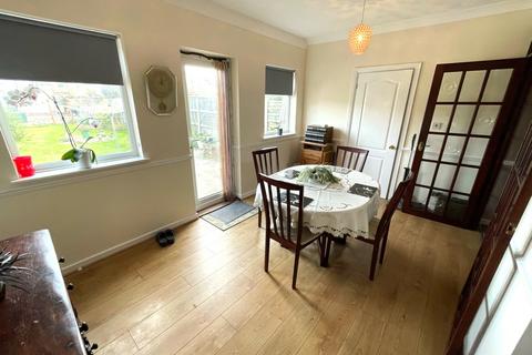 29 Jutsums Lane, Romford, RM7 9HH