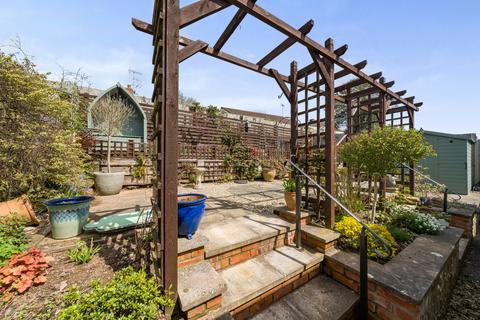 2 Bourchier Close, Bampton, Tiverton, EX16 9AG