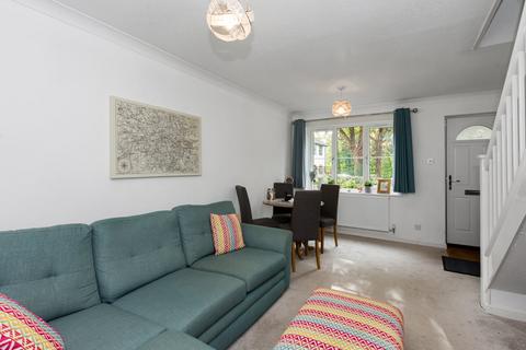23 Larch Grove, Sidcup, DA15 8WQ