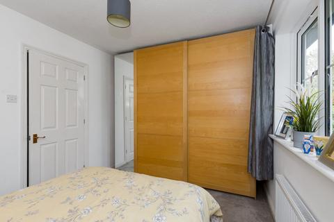 23 Larch Grove, Sidcup, DA15 8WQ