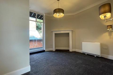 1 bedroom apartment to rent, 17 Worcester Road, Worcester Road, Malvern, Worcestershire, WR14 4QY