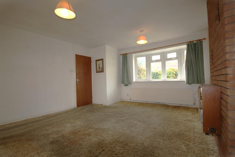 14 Jasmine Road, Malvern, Worcestershire, WR14 3 bed detached house for