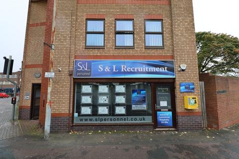 Retail property (high street) to rent, Coventry Road, Hinckley, Leicestershire, LE10 0JT