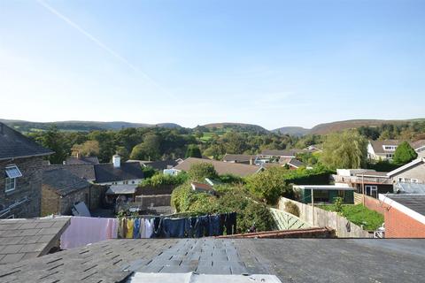 3 bedroom end of terrace house for sale, Y Maes, Rhayader