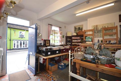 4 bedroom terraced house for sale, West Street, Rhayader