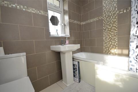 15 Aberfield Drive, Leeds, LS10 3PX