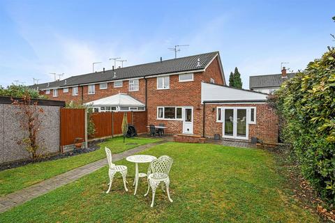 4 bedroom end of terrace house for sale, Moss Path, Galleywood, Chelmsford