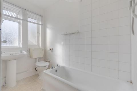 Flat 8, 58 Denmark Villas, Hove, BN3 3TJ