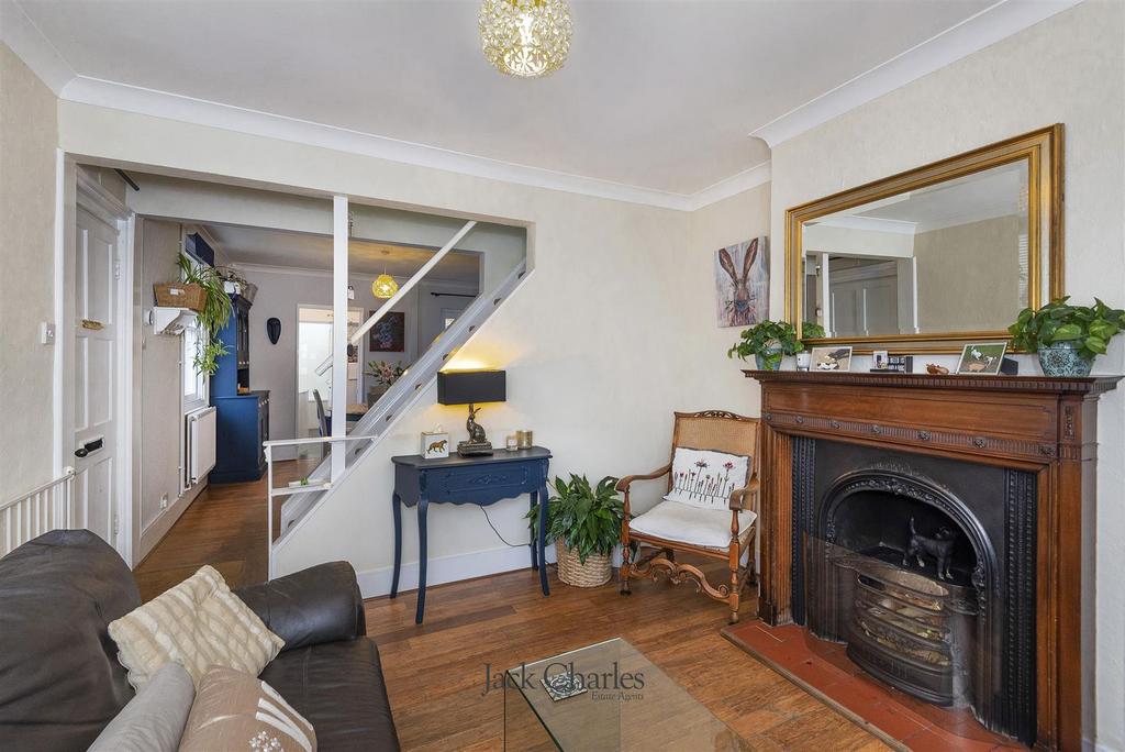 Vermont Road, Tunbridge Wells 2 bed end of terrace house for sale £