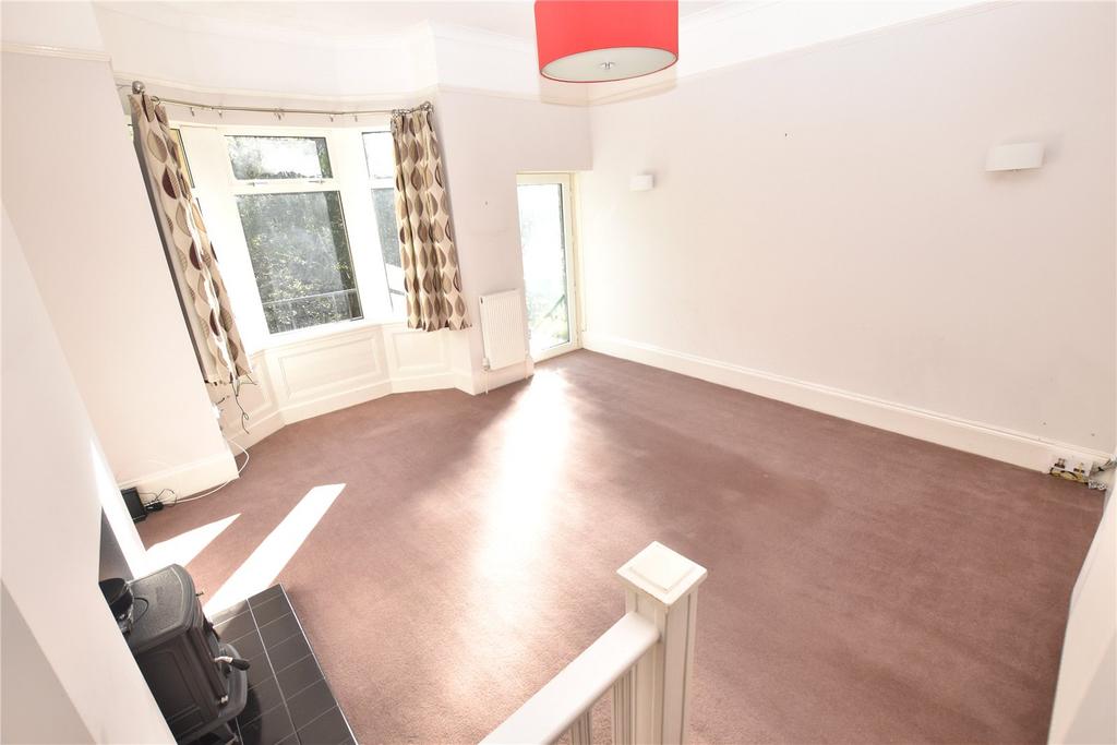 Carrbottom Road, Greengates, Bradford, West Yorkshire 2 bed terraced