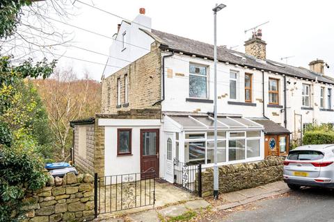 2 bedroom terraced house for sale, Carrbottom Road, Greengates, Bradford, West Yorkshire