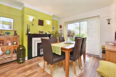 137 Stonegate Road, Leeds, LS6 4PQ