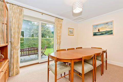 1 Burn Bank, Kettins, Blairgowrie, PH13 9JA