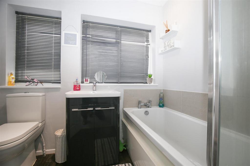Family bathroom