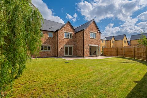 5 bedroom detached house for sale, Mill Lane, Newbold on Stour, Warwickshire, CV37