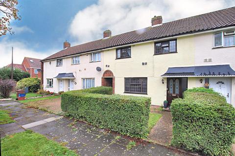 5 Shannon Close, Southall, UB2 5SX