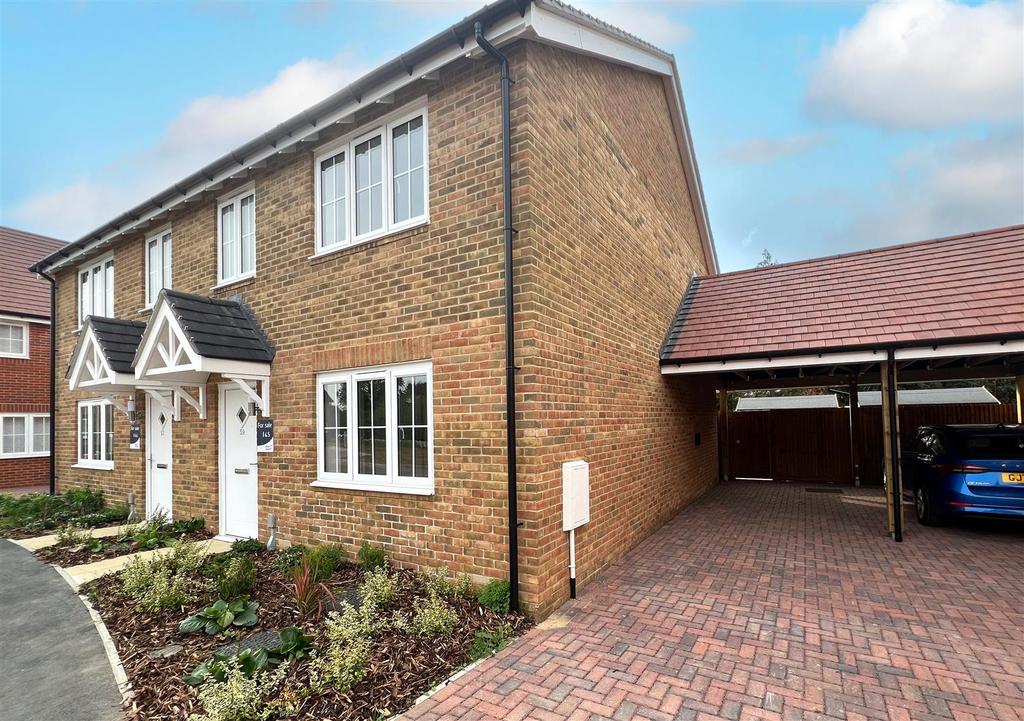 Long Strakes, Staplehurst, Tonbridge 3 bed house £389,995