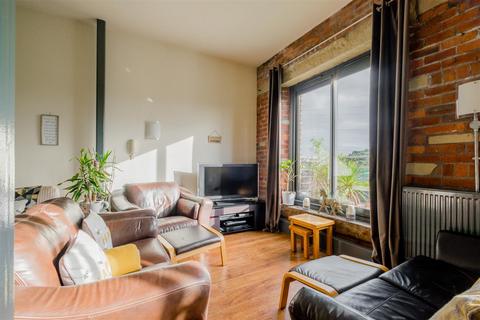 1 bedroom flat for sale, Huddersfield Road, Brighouse