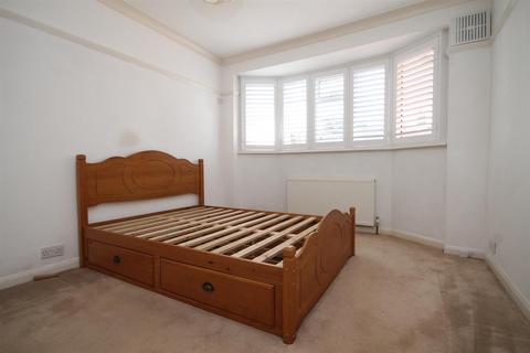 49 Barrington Road, Sutton, SM3 9PR