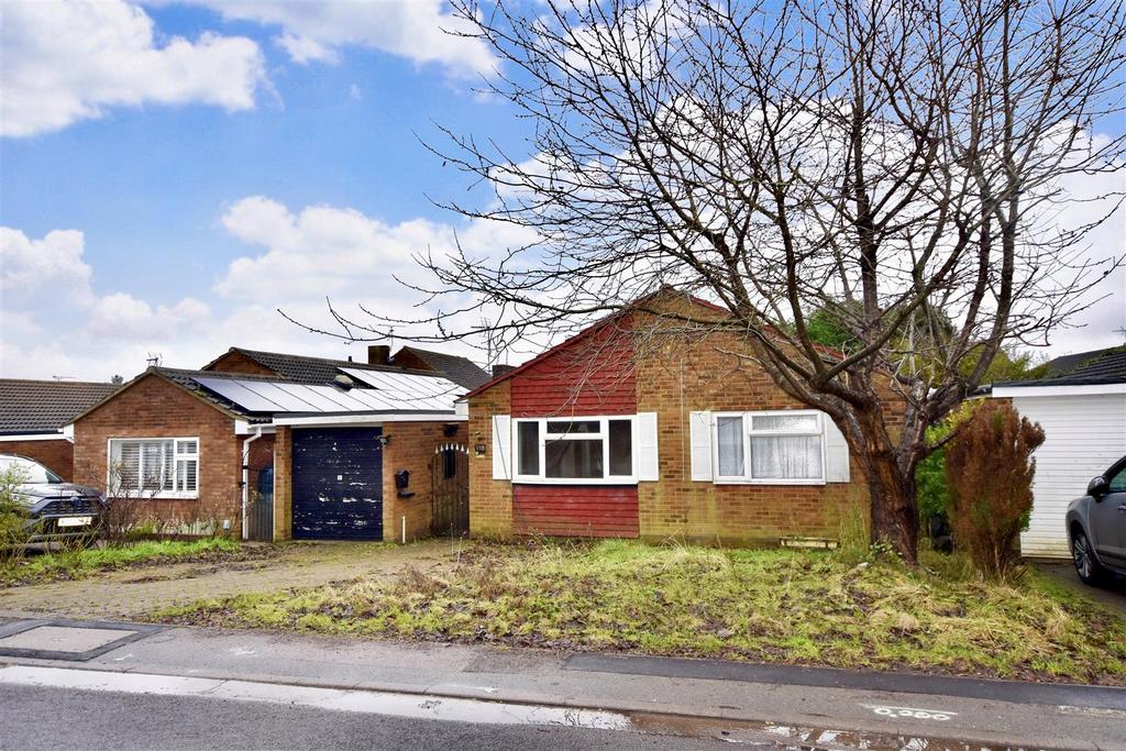 Derwent Road Linslade Lu7 2xt 3 Bed Detached Bungalow For Sale £400 000