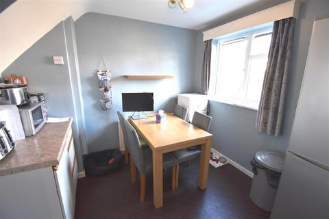 3 bedroom terraced house for sale, Chatsworth Road, Buxton