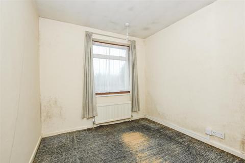 1 Broomfield, Park Street, St Albans, AL2 2HY