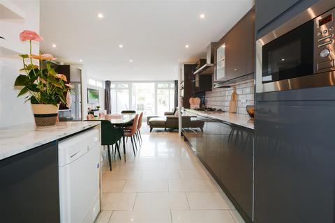 113 Goldsmith Road, Leyton, London, E10 5EX