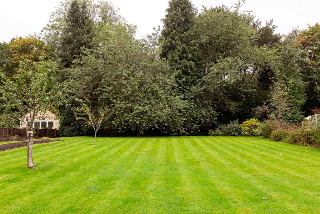 Park Avenue, Leeds LS8 5 bed detached house for sale £1,200,000