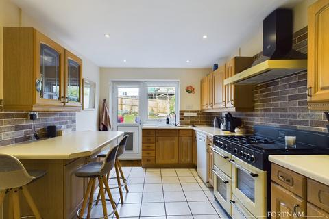 4 bedroom end of terrace house for sale, The Street, Charmouth, DT6