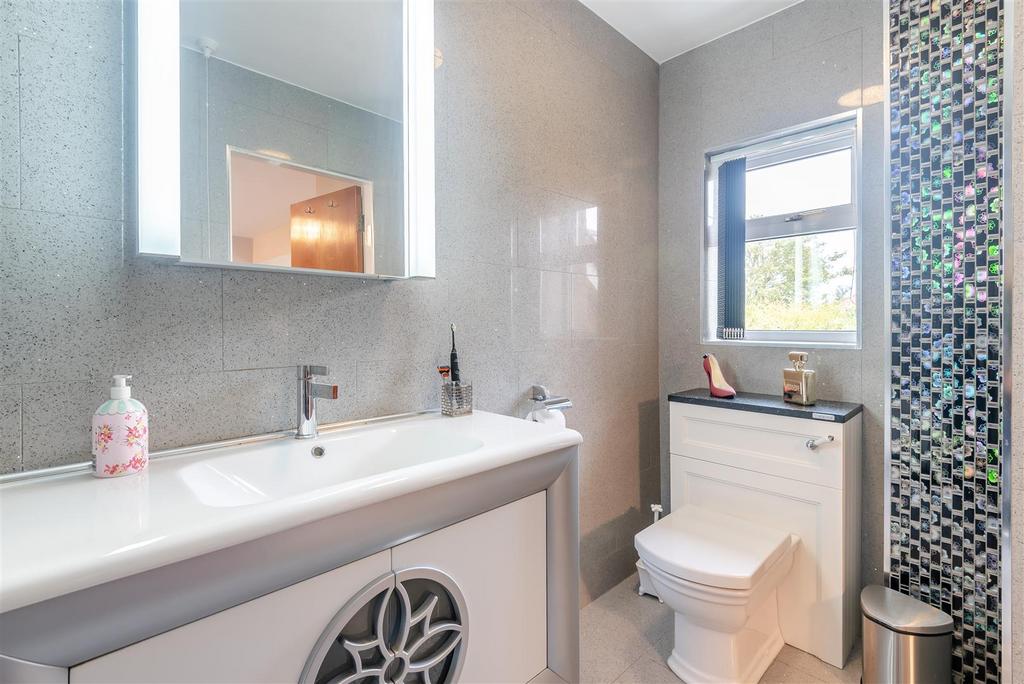 8573874-interior66.jpg