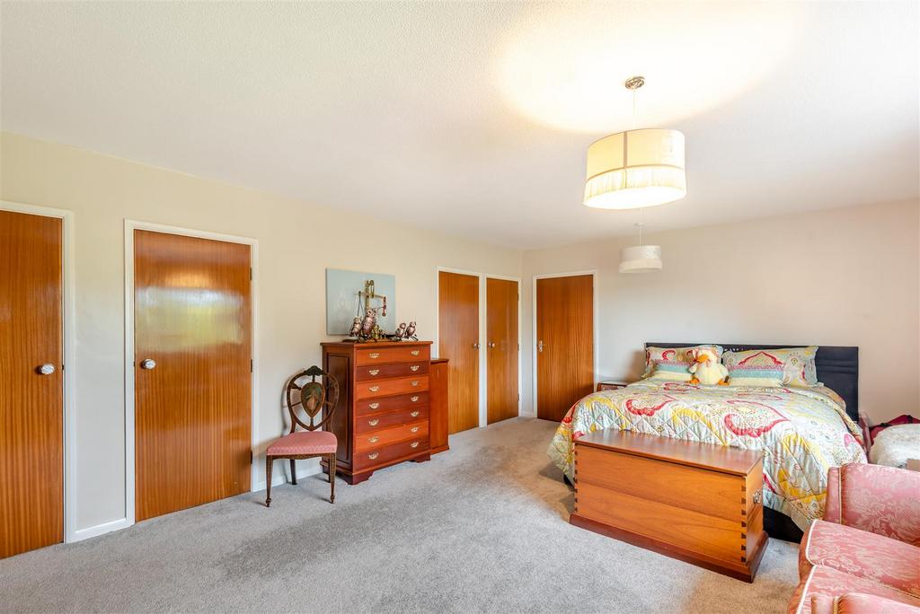 8573874-interior35.jpg