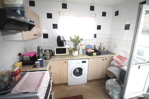 1 bedroom flat for sale - Arundel Road, West Sussex BN17