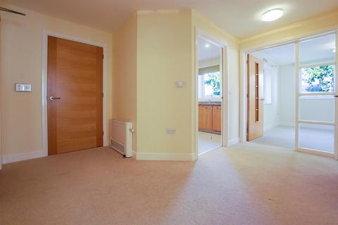 1 bedroom retirement property for sale, Margaret Court, Tiddington, Stratford-Upon-Avon