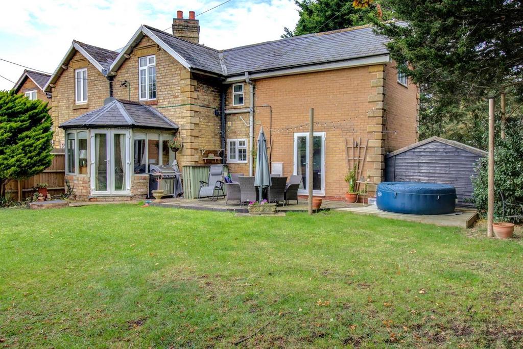 Broad Marston Lane, Mickleton, Chipping Campden 3 bed house for sale