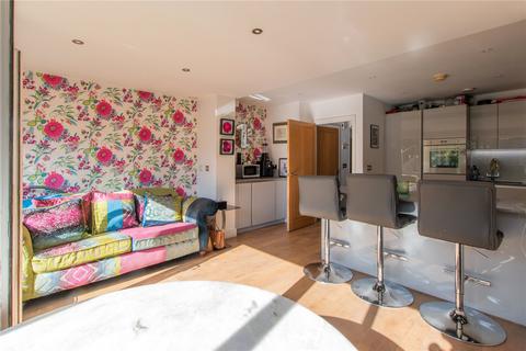 3 bedroom end of terrace house for sale, Mowbray Close, Epping, Essex, CM16